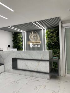 دیوار سبز فضاهای اداری گروه ریشه در شیراز و ایران